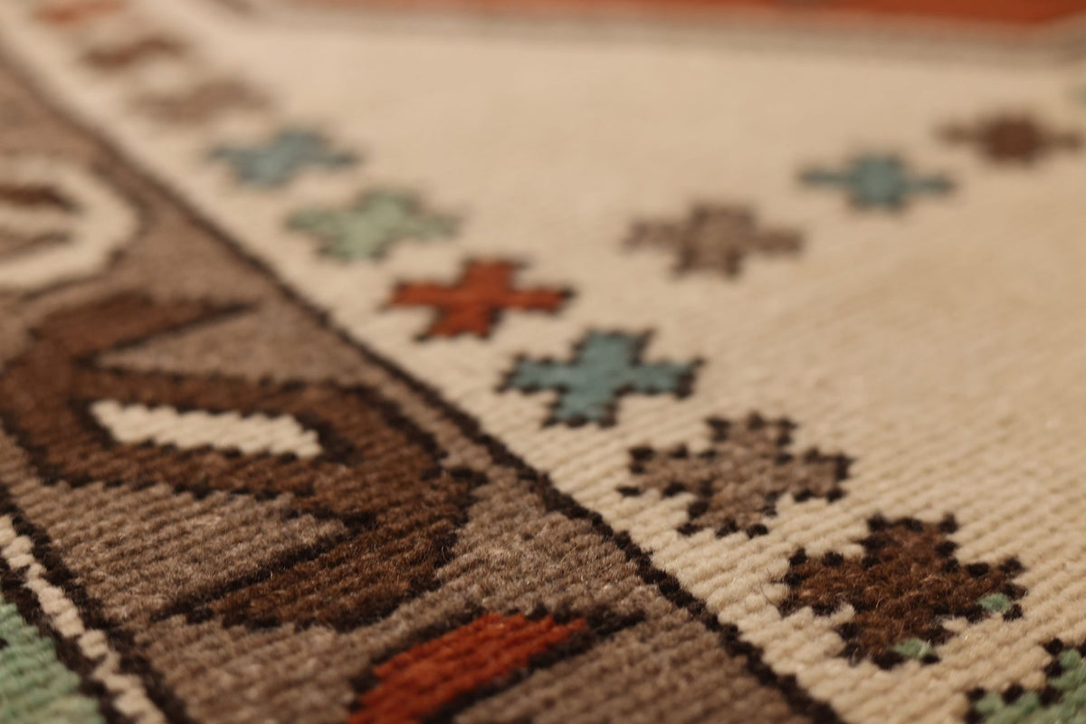 Vintage Nevşehir Turkish Area Rug 4x6 ft — Beige & Red Geometric
