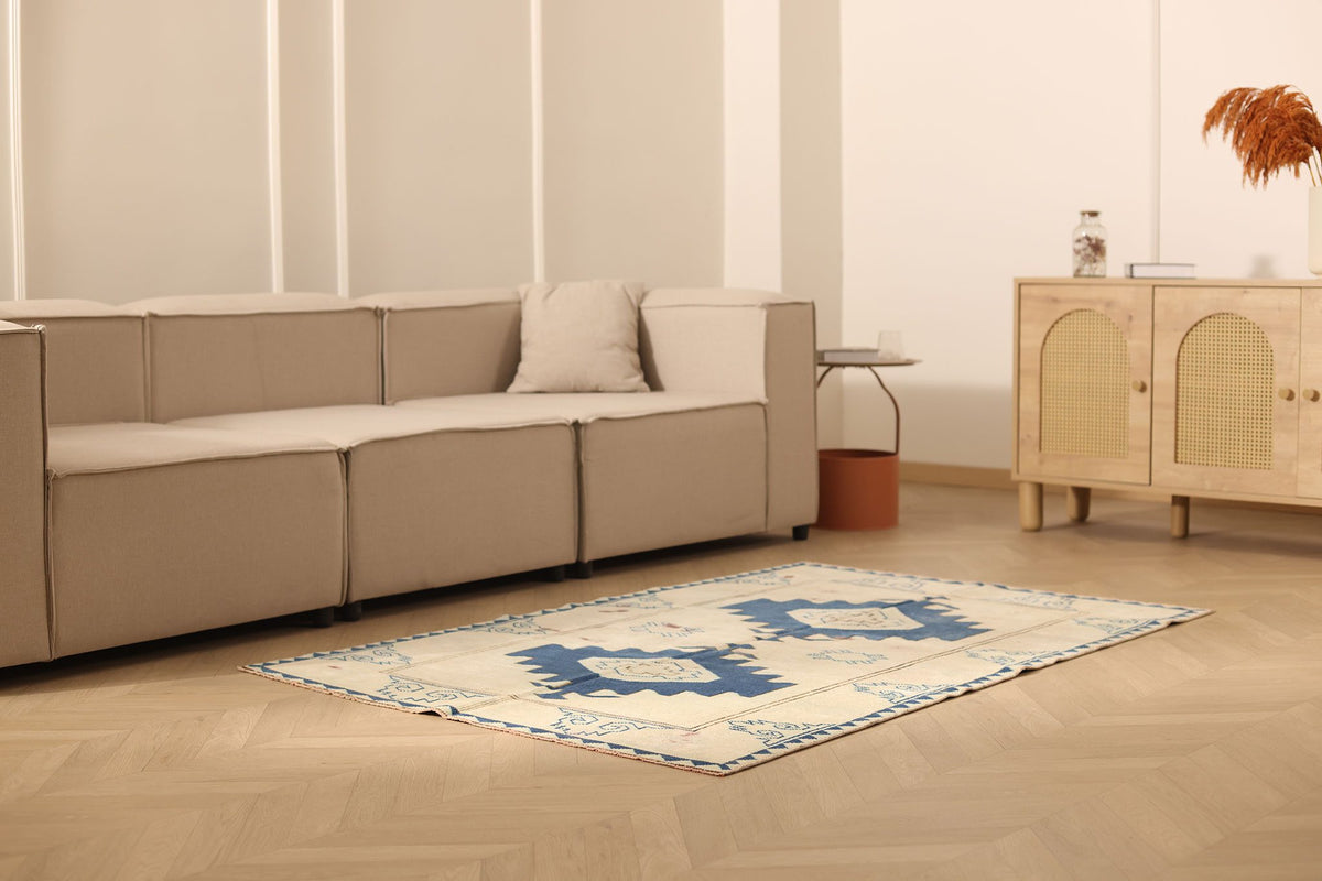 Vintage Kars Turkish Runner Rug 4x6 ft — Beige & Blue Geometric