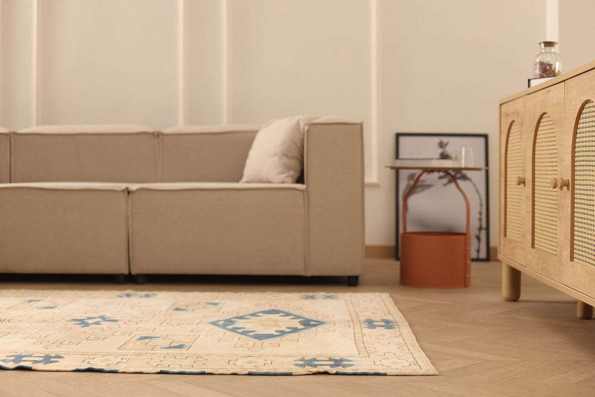 Vintage Kars Turkish Runner Rug 5x7 ft — Beige & Blue Geometric