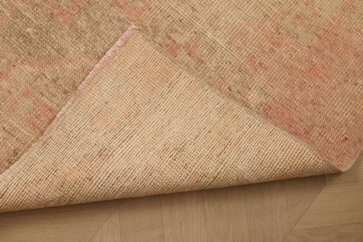 Vintage Malatya Turkish Runner Rug 2x9 ft — Pink & Beige Distressed