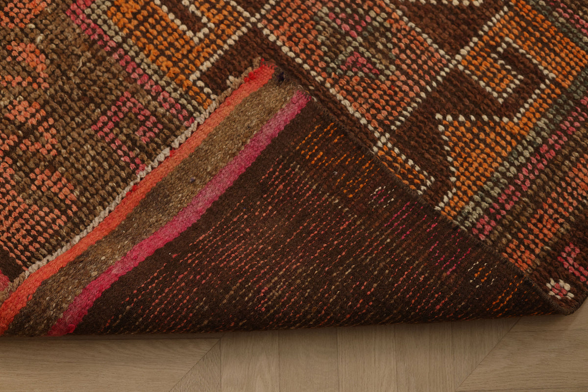 Laseniel Persian Style Runner Rug
