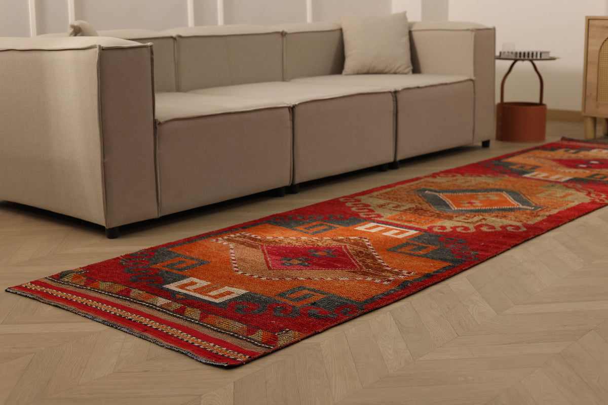 Masenur Persian Style Runner Rug