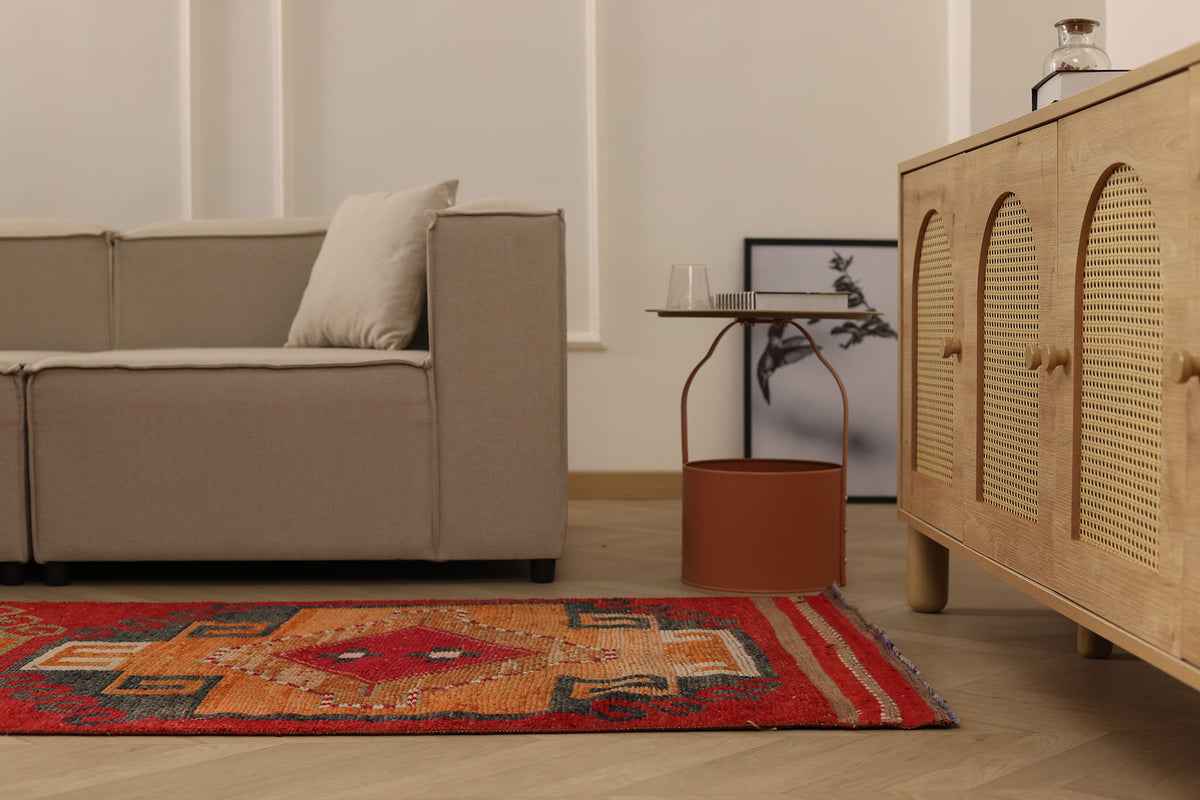 Masenur Persian Style Runner Rug