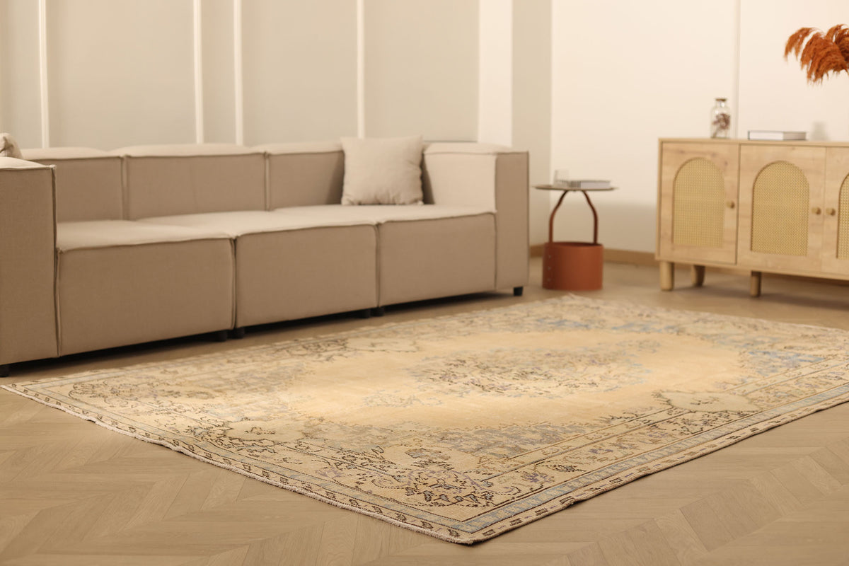 Vintage Manisa Turkish Area Rug 6x9 ft — Beige & Blue Floral (No. 50581)