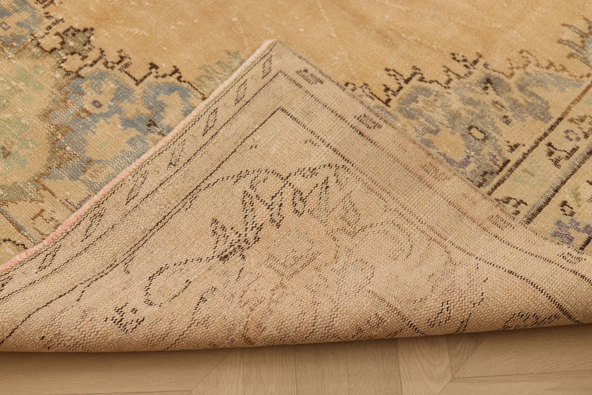 Vintage Manisa Turkish Area Rug 6x9 ft — Beige & Blue Floral (No. 50581)