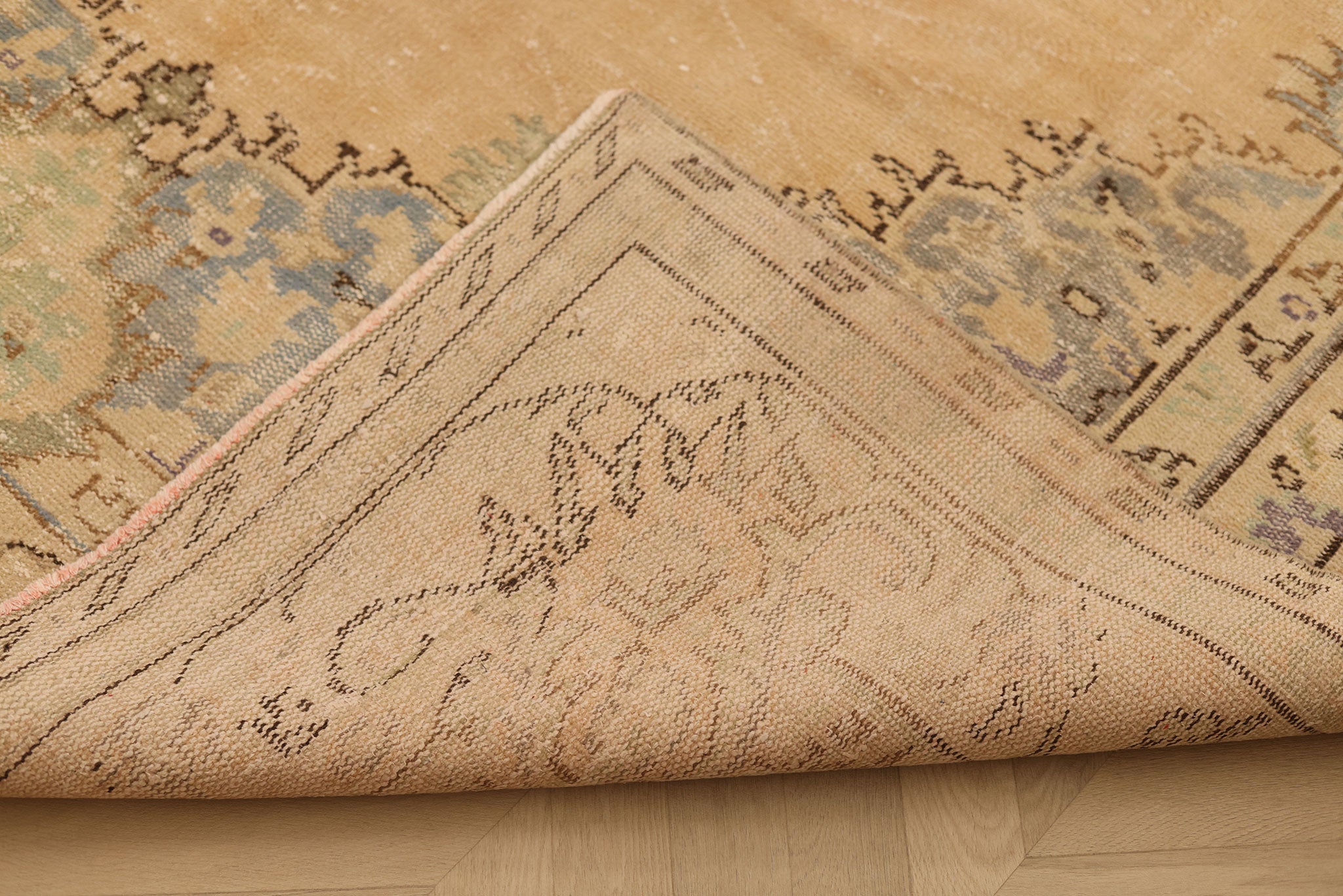 Vintage Manisa Turkish Area Rug 6x9 ft — Beige & Blue Floral (No. 50581)