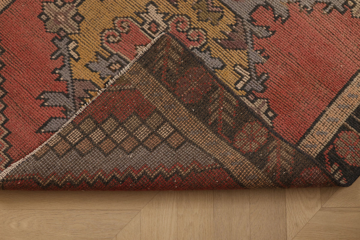 Vintage Niğde Turkish Runner Rug 3x11 ft — Pink & Yellow Geometric