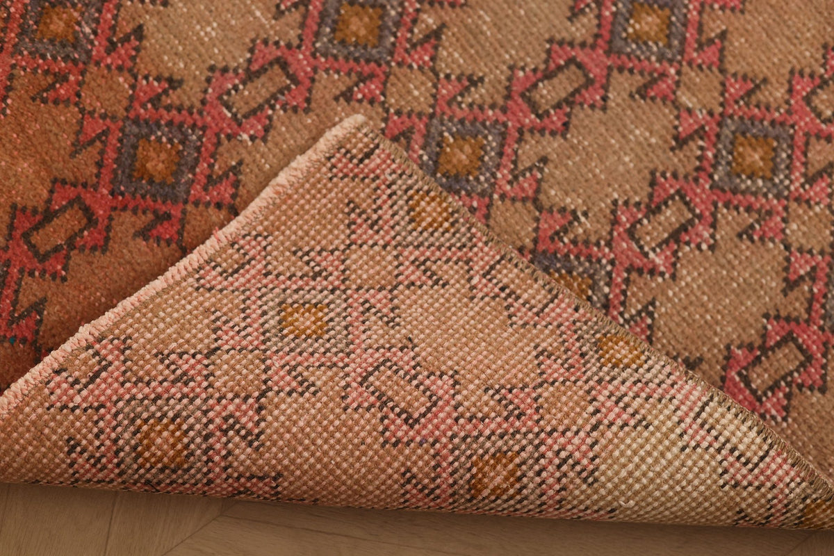 Vintage Isparta Turkish Area Rug 4x7 ft — Brown & Red Geometric