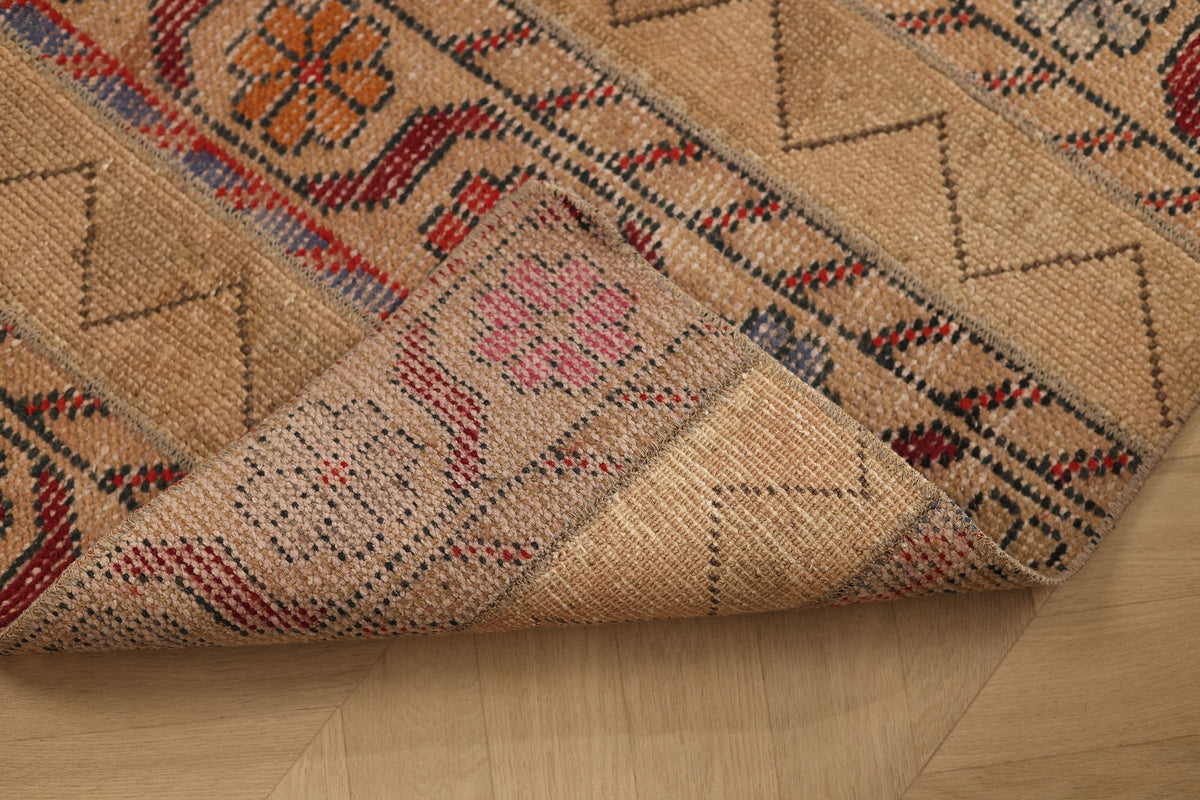 Vintage Malatya Turkish Runner Rug 2x5 ft — Beige & Brown Floral