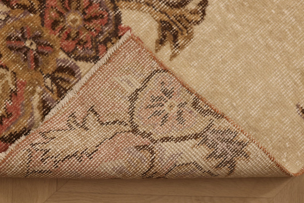 Vintage Isparta Turkish Runner Rug 2x8 ft — Beige & Red Floral