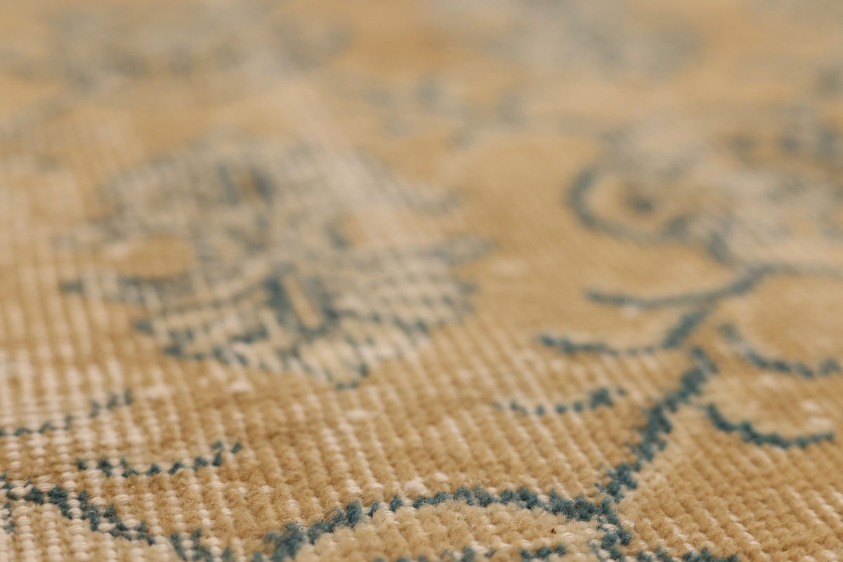 Vintage Isparta Turkish Runner Rug 2x7 ft — Beige & Blue Floral