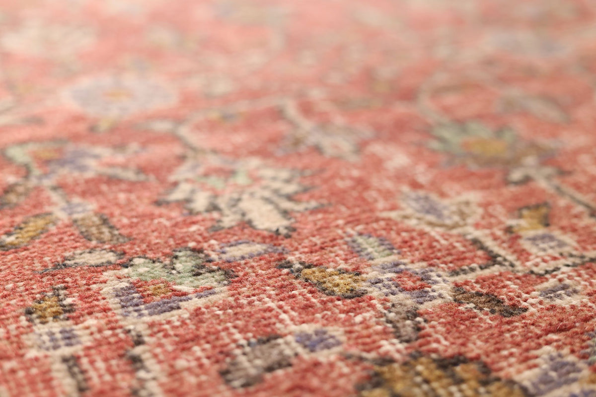 Vintage Isparta Turkish Area Rug 6x10 ft — Red & Beige Floral