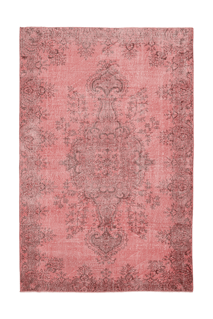 Vintage Isparta Turkish Area Rug 6x9 ft — Pink Overdyed