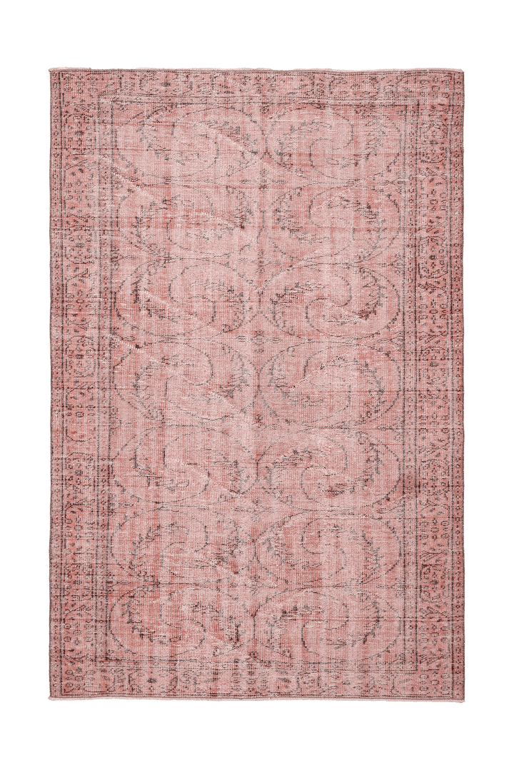 Vintage Isparta Turkish Area Rug 5x8 ft — Pink & Red Floral