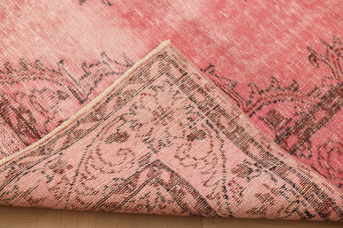 Vintage Isparta Turkish Area Rug 6x8 ft — Pink Floral