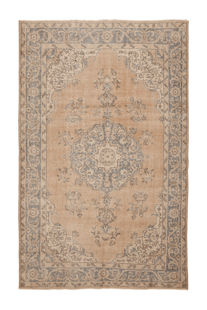 Vintage Isparta Turkish Area Rug 6x9 ft — Beige & Blue Floral