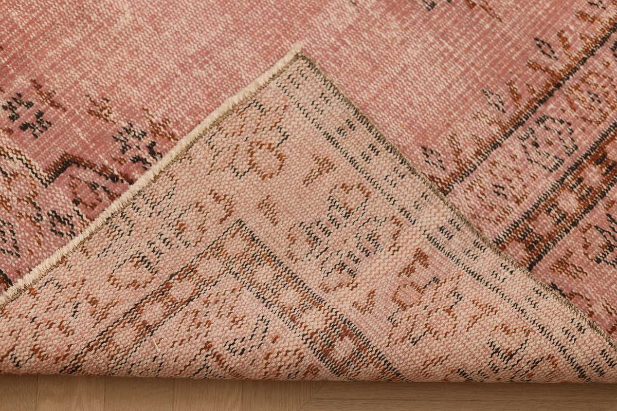 Vintage Manisa Turkish Area Rug 5x8 ft — Pink Floral