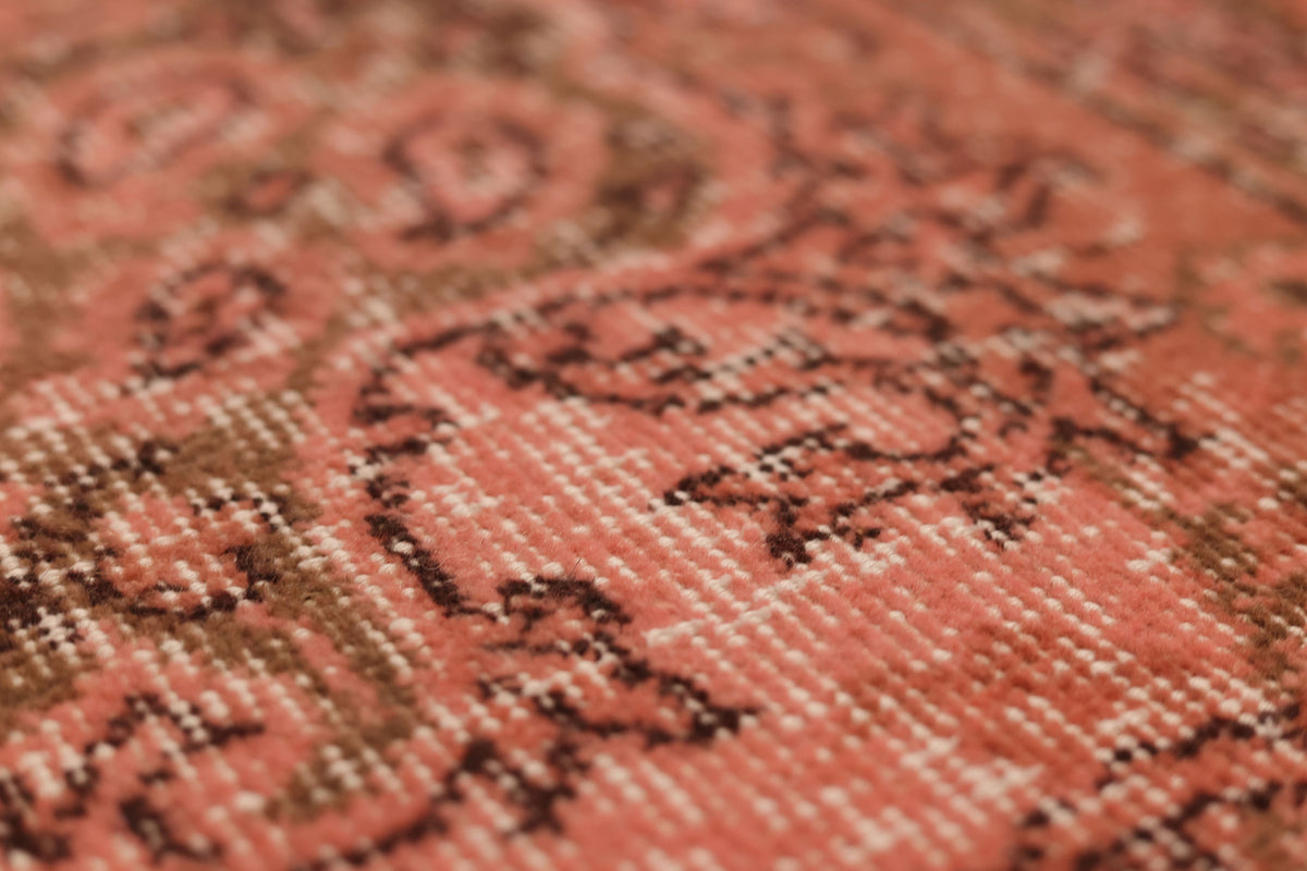 Vintage Isparta Turkish Area Rug 5x8 ft — Pink & Brown Distressed