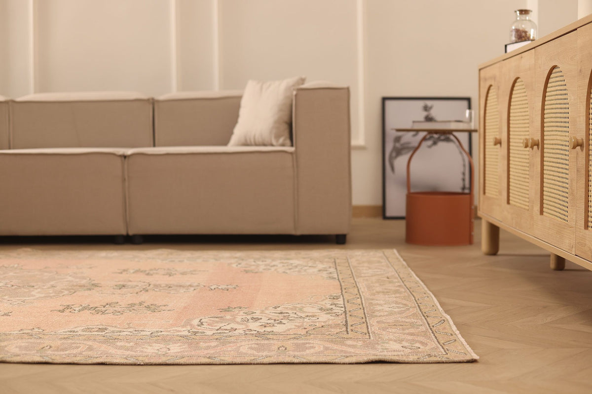 Vintage Isparta Turkish Area Rug 6x10 ft — Orange & Beige Floral