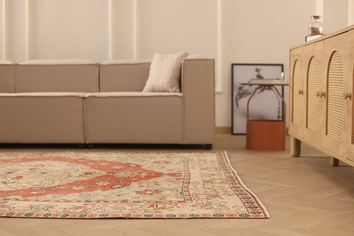 Vintage Isparta Turkish Area Rug 6x8 ft — Red & Beige Floral