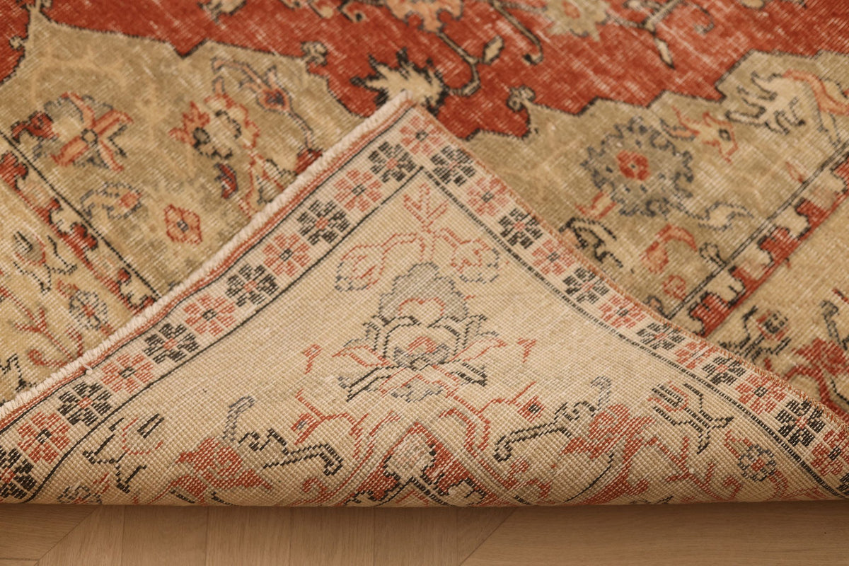Vintage Isparta Turkish Area Rug 6x8 ft — Red & Beige Floral