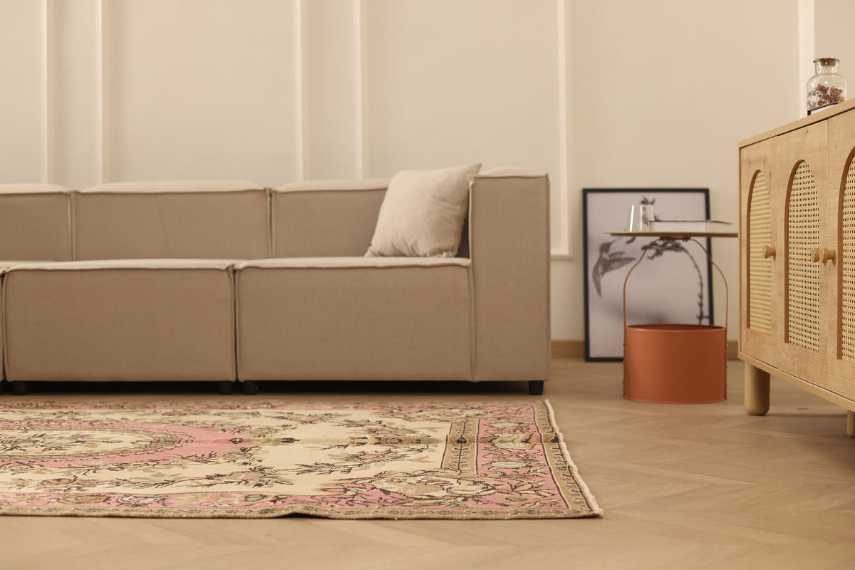 Vintage Isparta Turkish Area Rug 5x8 ft — Beige & Pink Floral (No. 53282)