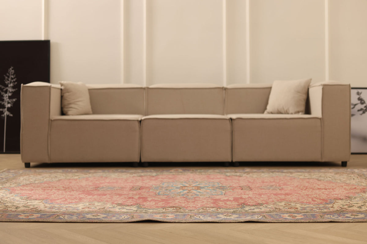 Vintage Isparta Turkish Area Rug 6x9 ft — Red & Beige Floral (No. 53291)