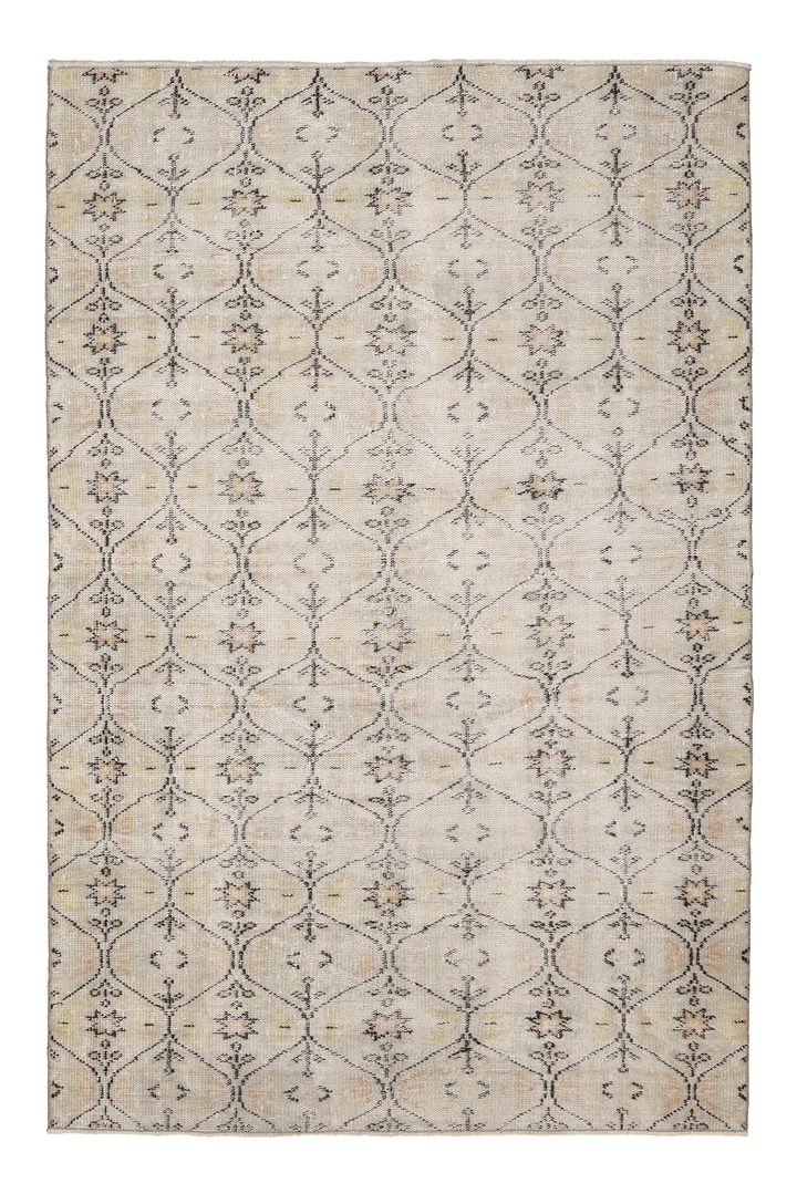 Vintage Manisa Turkish Area Rug 5x7 ft — Beige & Gray Geometric