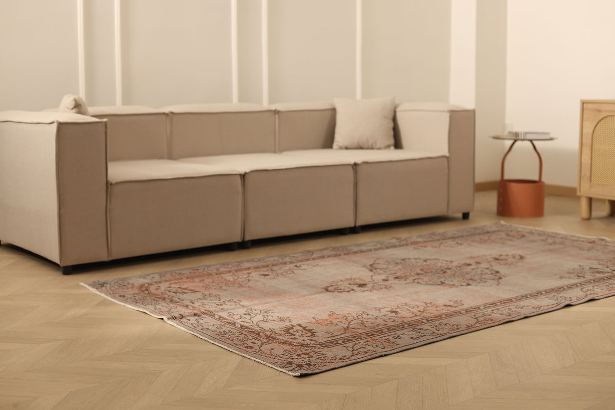 Vintage Manisa Turkish Area Rug 5x9 ft — Brown & Gray Floral