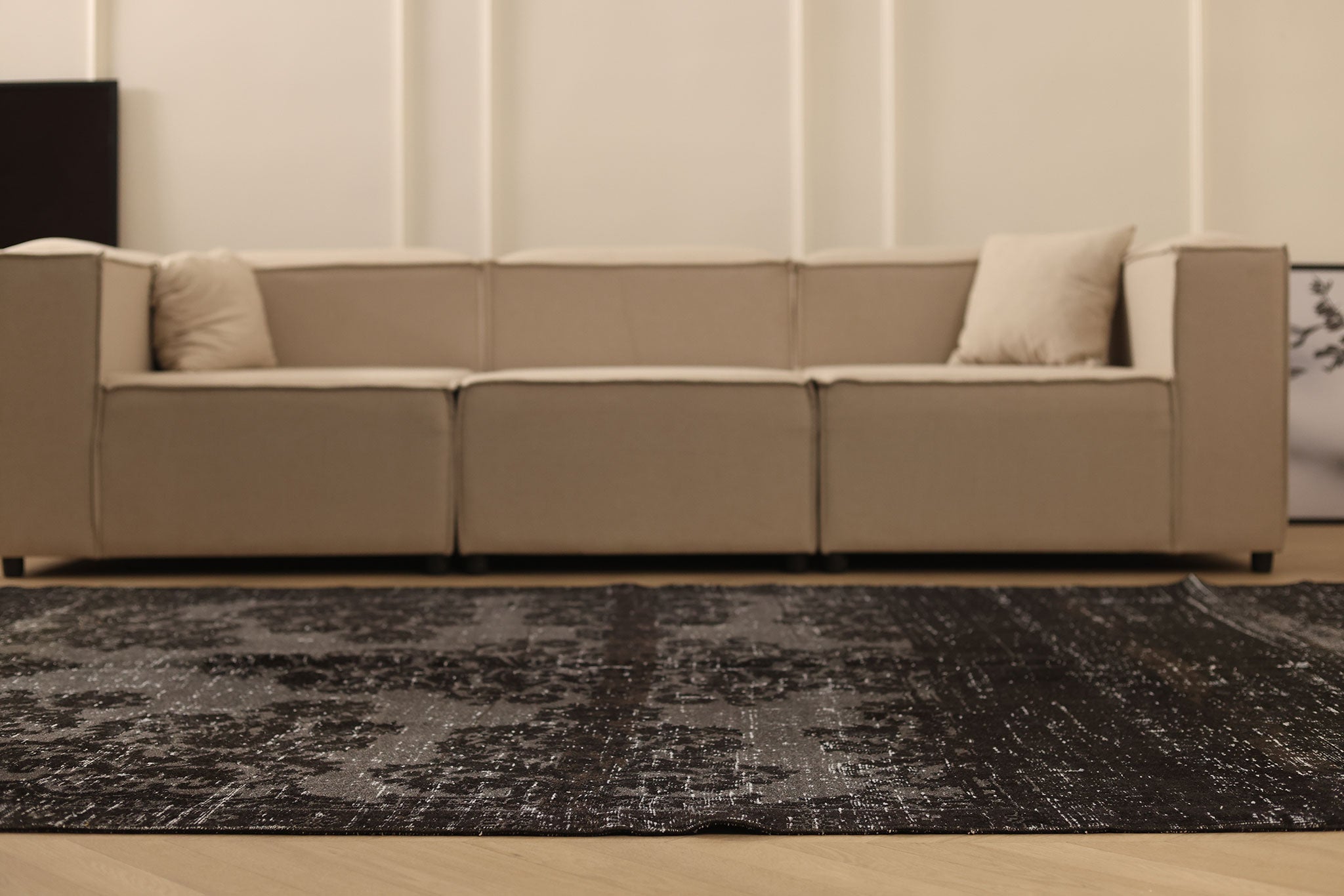 Vintage Isparta Turkish Area Rug 6x10 ft — Gray Overdyed