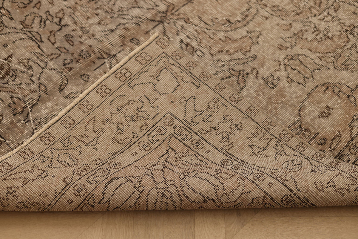 Vintage Isparta Turkish Area Rug 5x8 ft — Beige & Brown Floral (No. 53379)