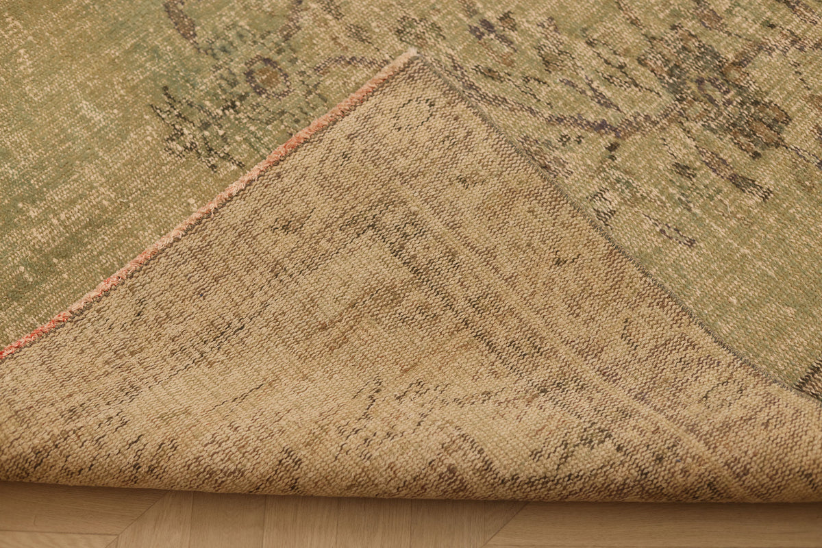 Vintage Manisa Turkish Area Rug 5x9 ft — Green & Gray Floral