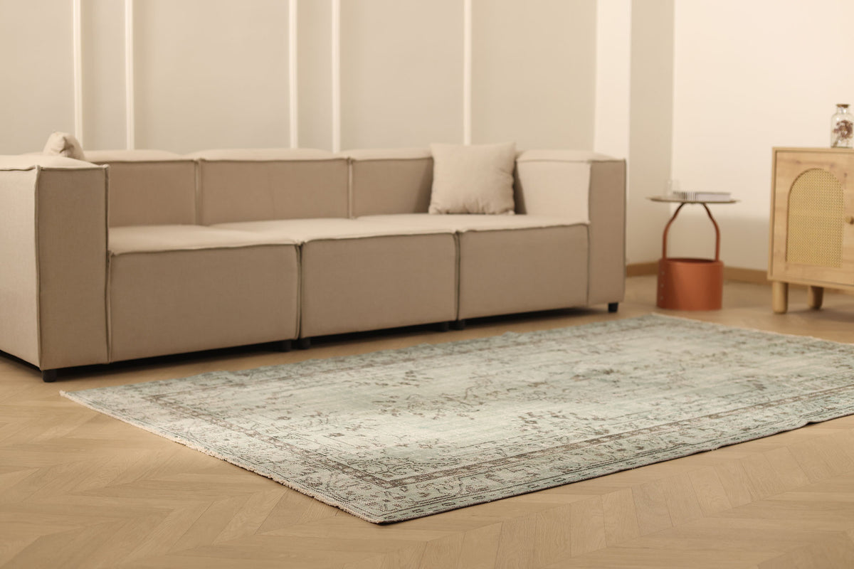 Vintage Manisa Turkish Area Rug 5x8 ft — Gray & Beige Floral (No. 53408)