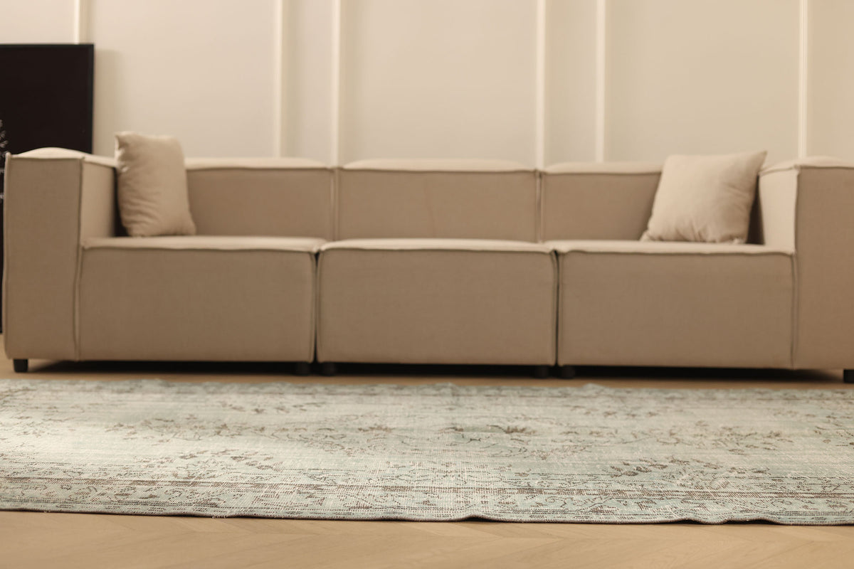 Vintage Manisa Turkish Area Rug 5x8 ft — Gray & Beige Floral (No. 53408)