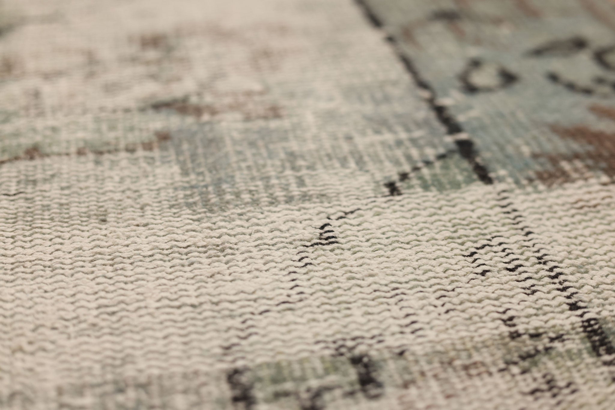 Vintage Manisa Turkish Area Rug 5x7 ft — Gray & White Distressed