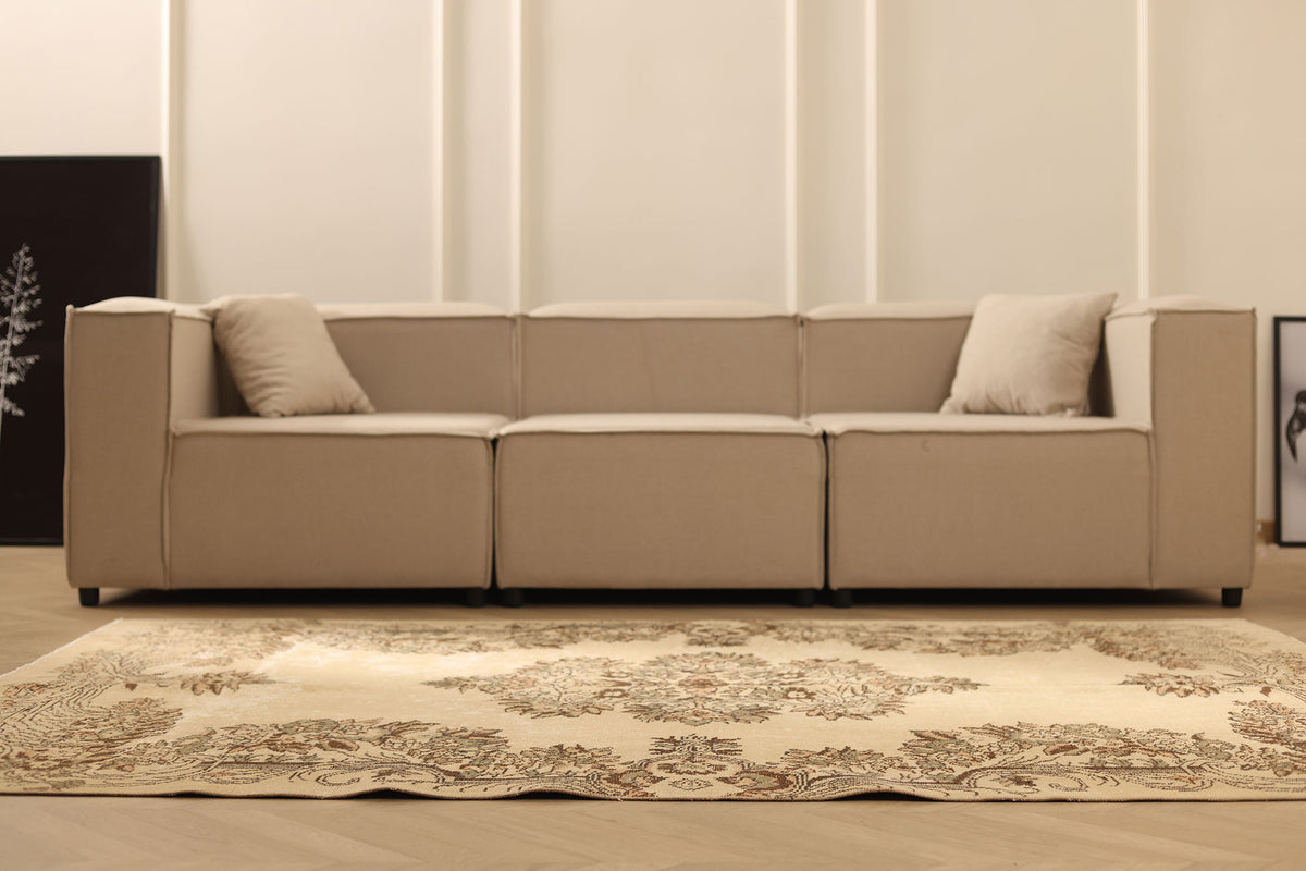 Vintage Isparta Turkish Area Rug 5x8 ft — Beige & Brown Floral (No. 53870)