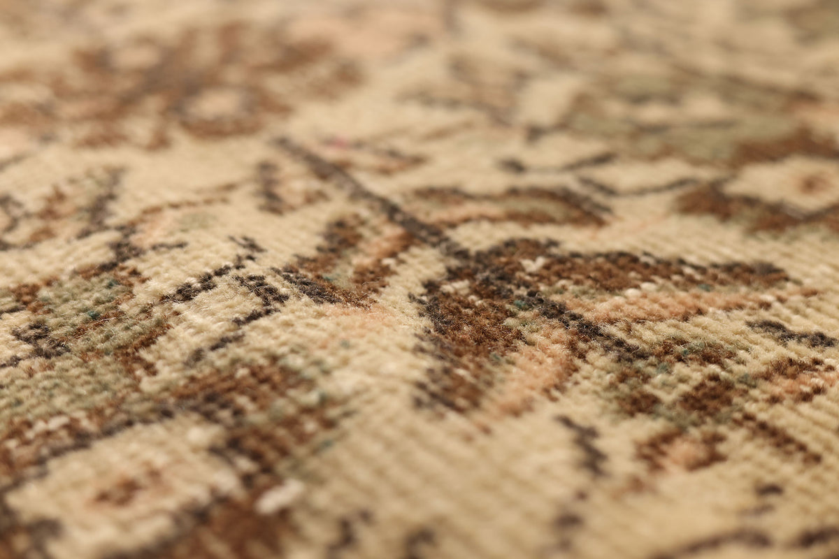 Vintage Isparta Turkish Area Rug 5x8 ft — Beige & Brown Floral (No. 53870)