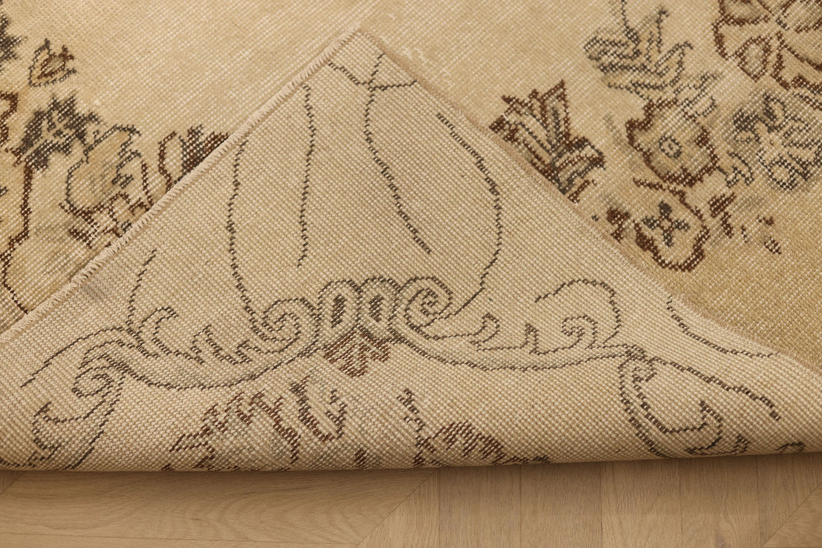 Vintage Isparta Turkish Area Rug 5x9 ft — Beige & Brown Floral (No. 53873)