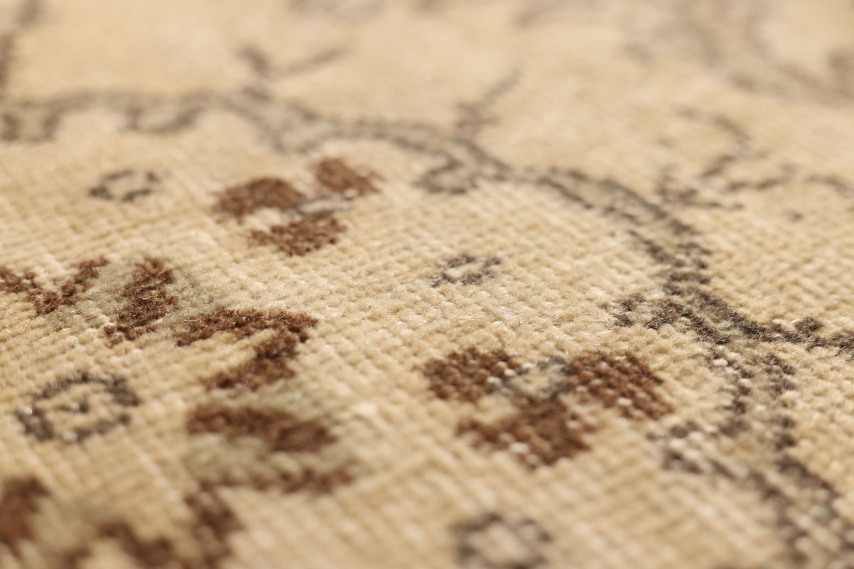 Vintage Isparta Turkish Area Rug 5x9 ft — Beige & Brown Floral (No. 53873)