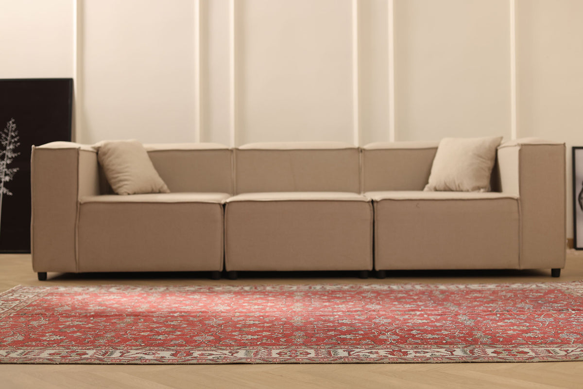 Vintage Isparta Turkish Area Rug 5x9 ft — Red & Beige Floral (No. 53892)