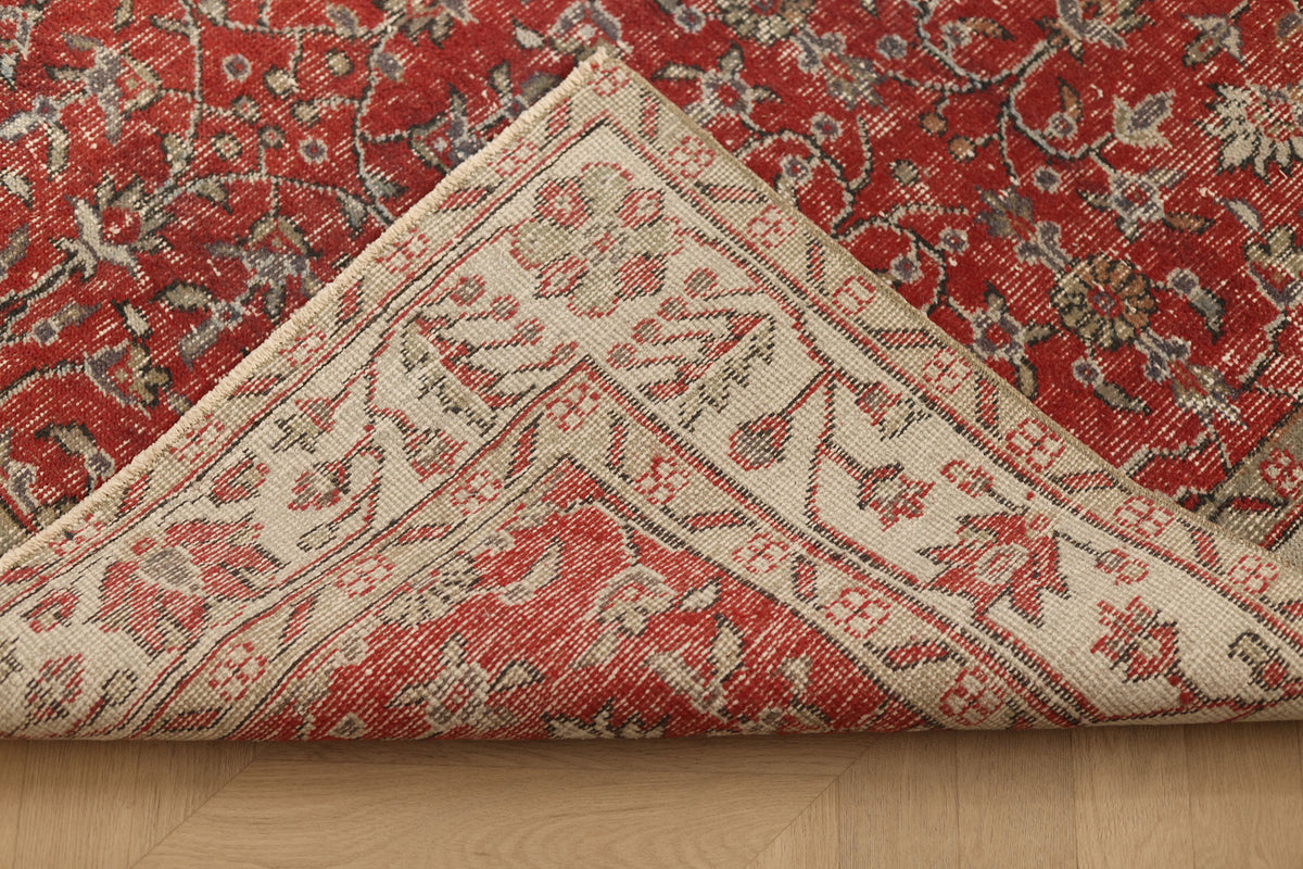 Vintage Isparta Turkish Area Rug 5x9 ft — Red & Beige Floral (No. 53892)