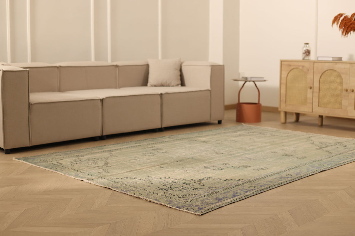 Vintage Manisa Turkish Area Rug 6x9 ft — Beige & Gray Floral (No. 53908)