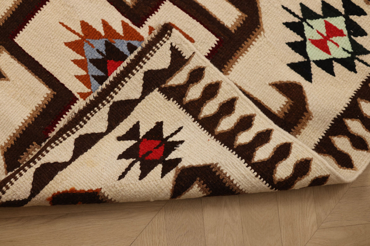 Qseniel Persian Style Kilim Runner Rug