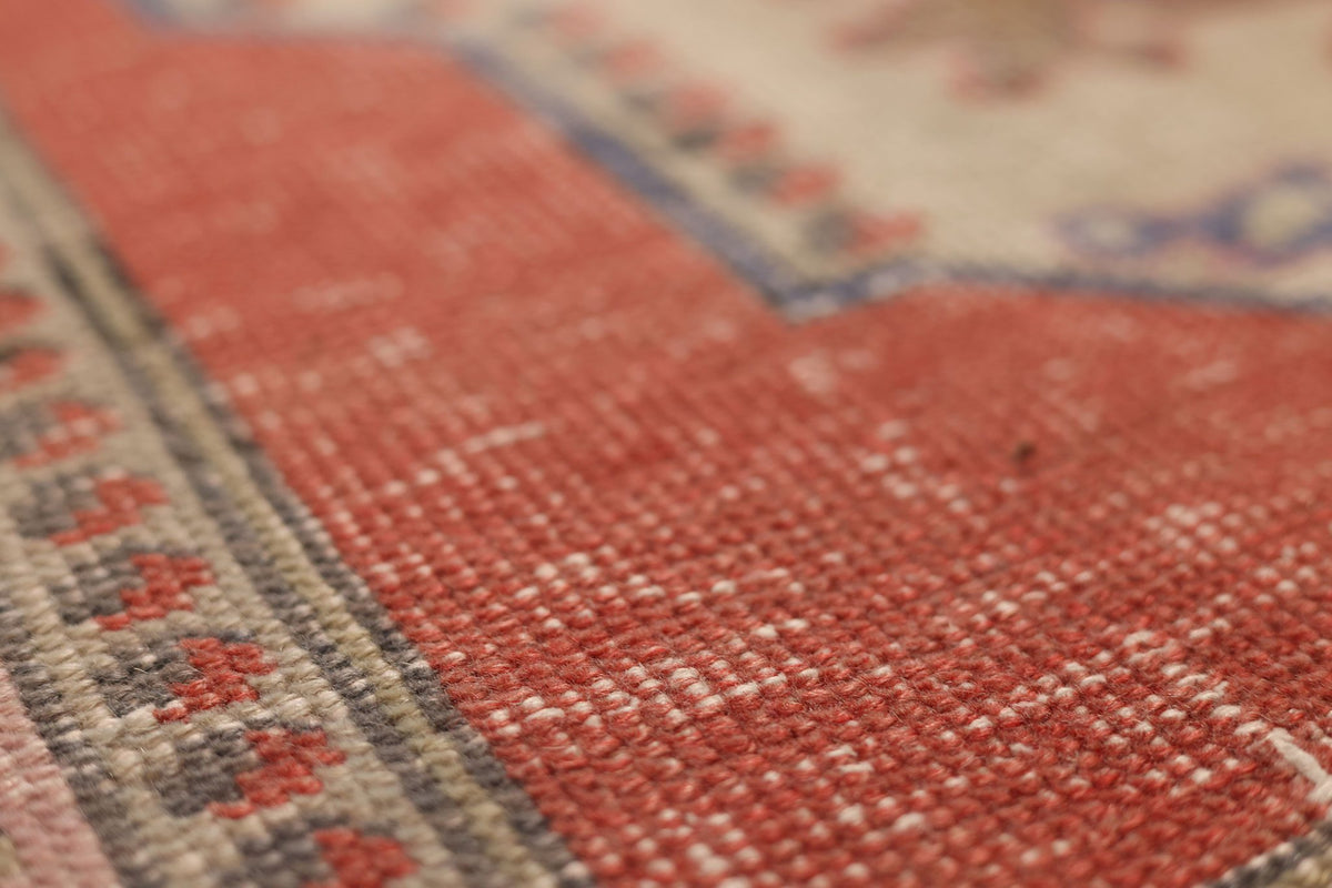 Vintage Nevşehir Turkish Area Rug 4x7 ft — Red & Beige Distressed