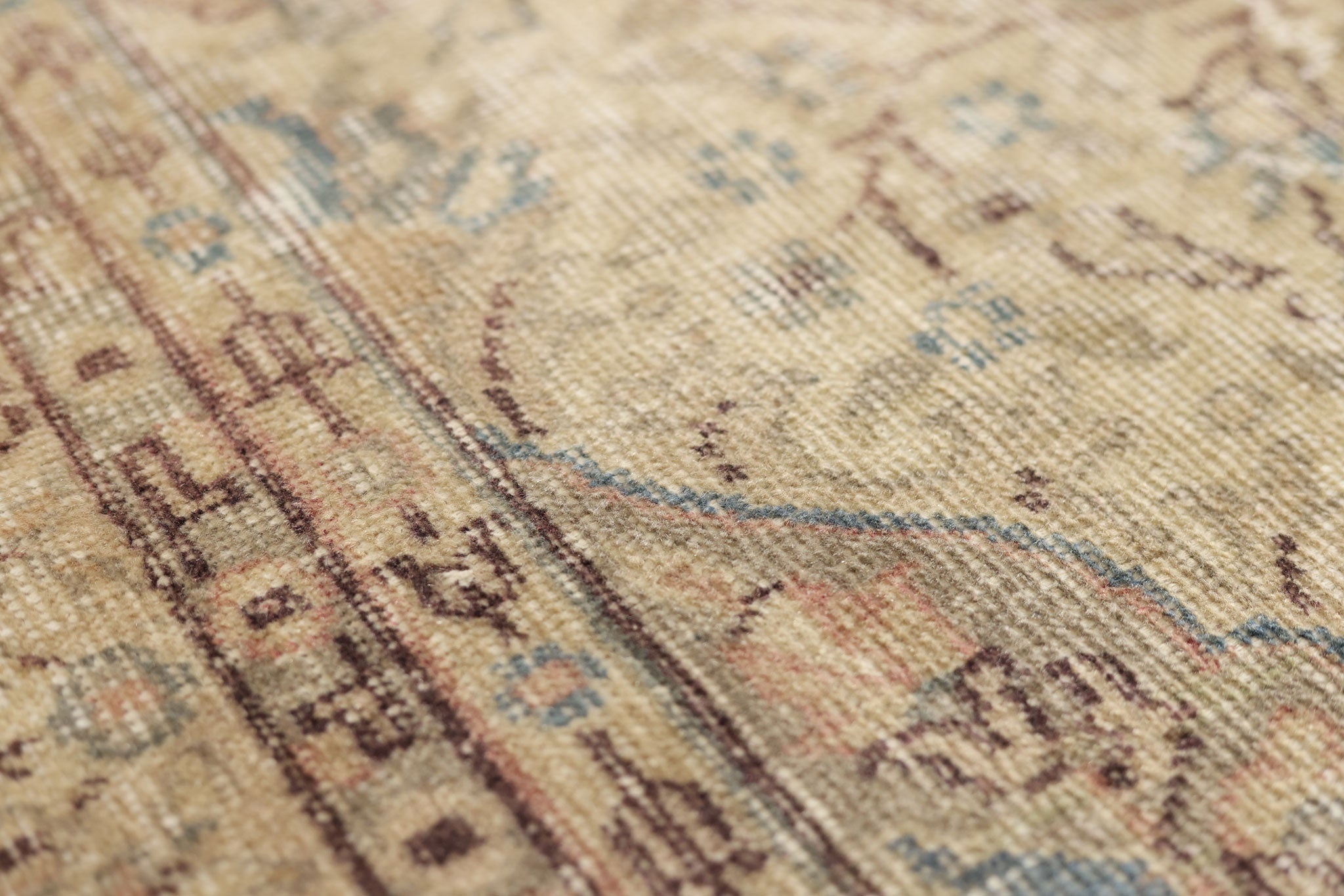 Vintage Isparta Turkish Area Rug 5x8 ft — Beige & Brown Floral (No. 55207)