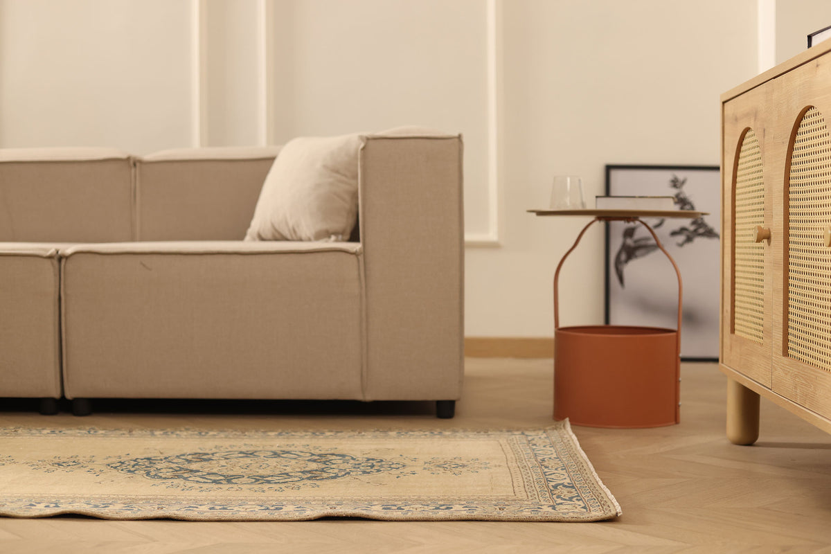 Othvaret Persian Style Runner Rug