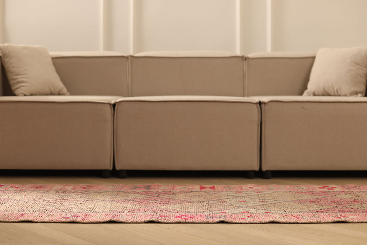 Othvekar Persian Style Runner Rug