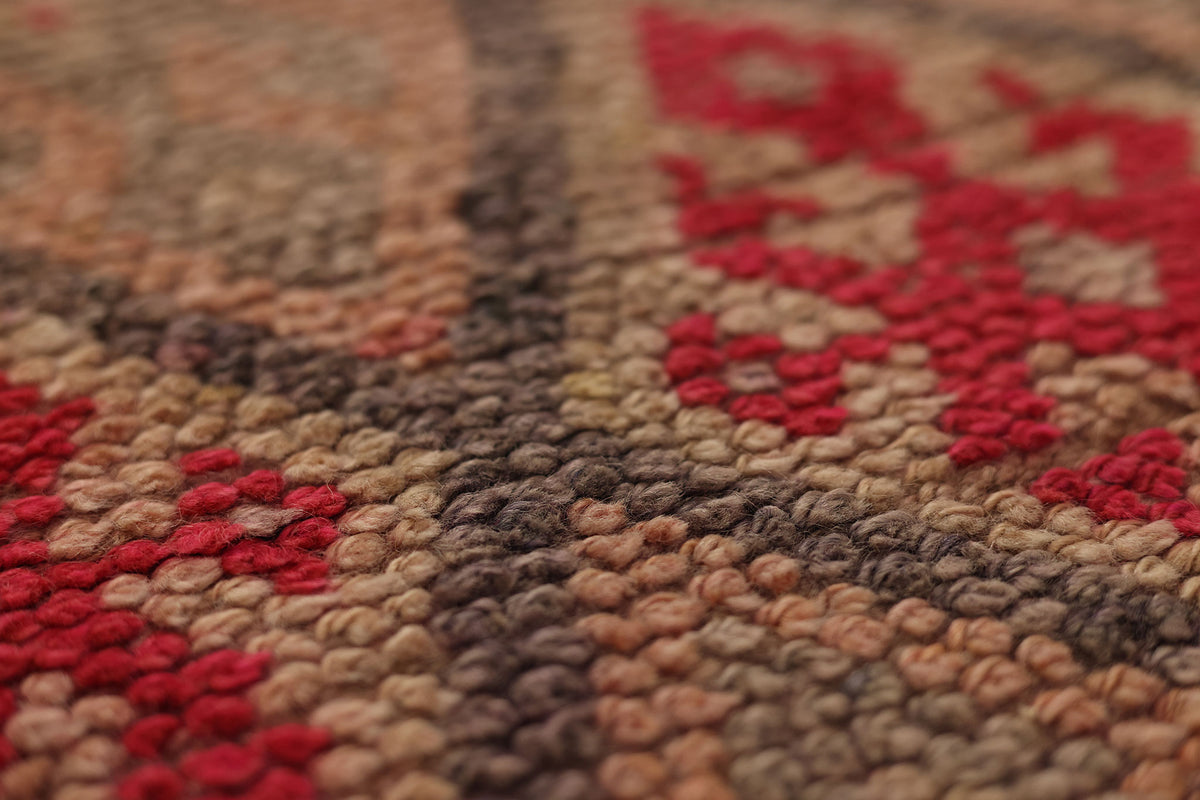 Othvekar Persian Style Runner Rug