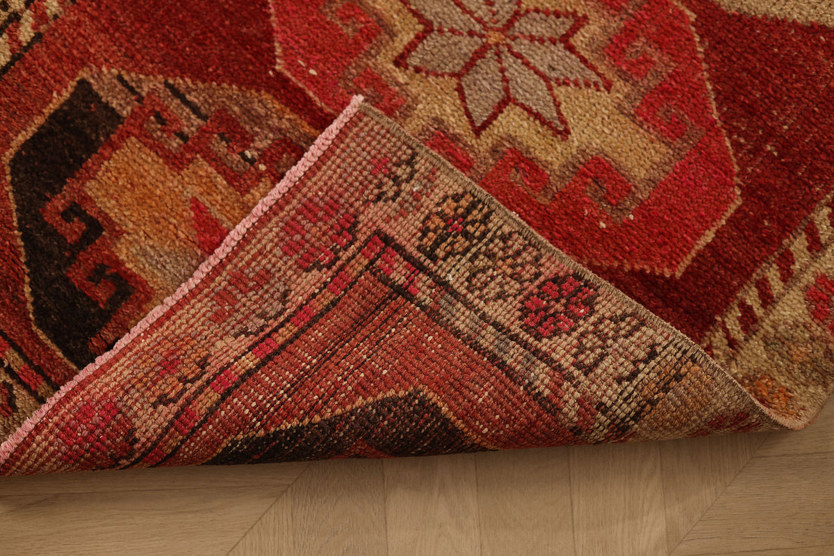 Othvelor Persian Style Runner Rug