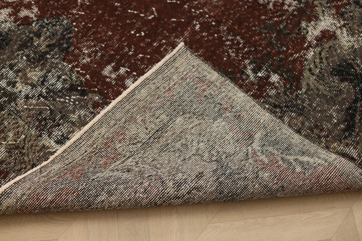 Vintage Isparta Turkish Area Rug 6x9 ft — Black & Red Distressed